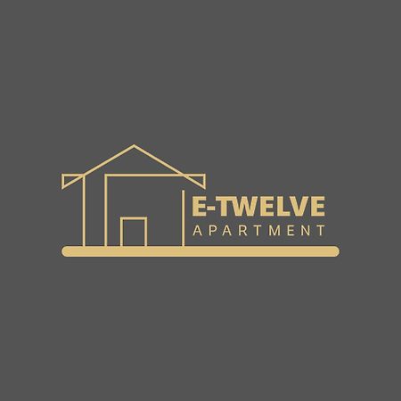 E-Twelve Apartment Наполи Екстериор снимка